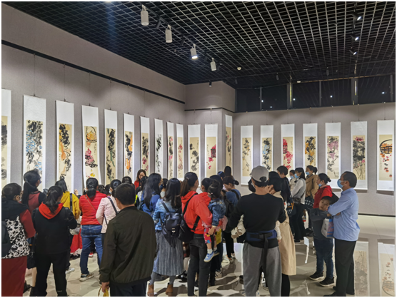 启诗画人生，立书香门风——南宁市少儿书画作品展在邕迎春开展