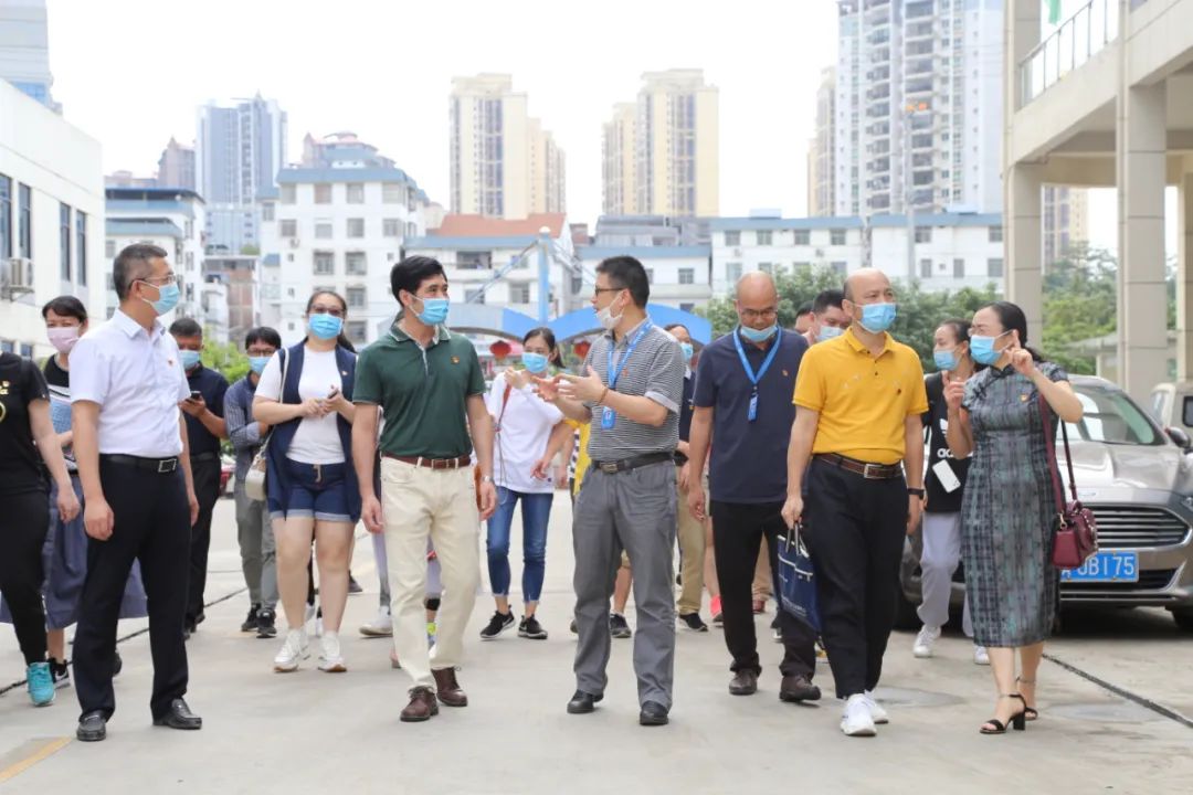 开创基层党建新格局，南宁市群众艺术馆党支部赴壮宁冷藏公司举行党建共建签约仪式暨党员集中活动