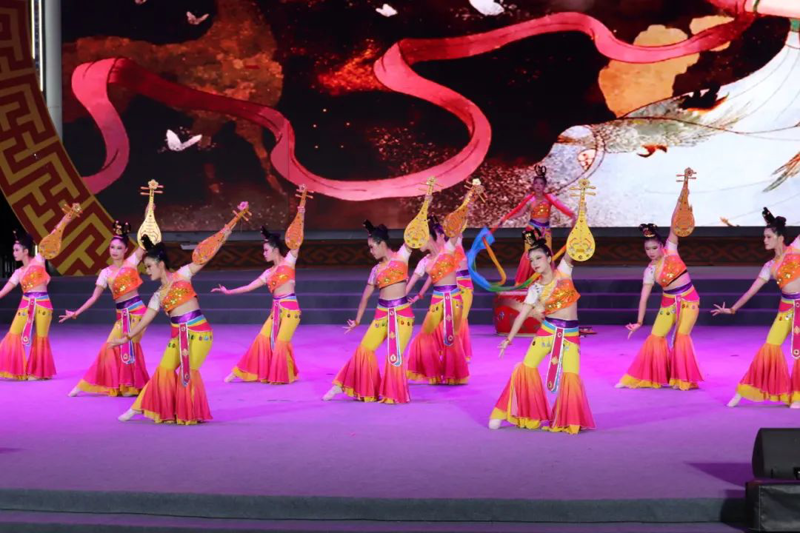 让法治的光芒温暖千家万户 ——2023年广西法治广电普法宣传走进基层