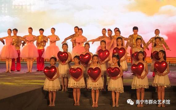 【精彩回顾】本周末民歌湖周周演与你精彩一夏