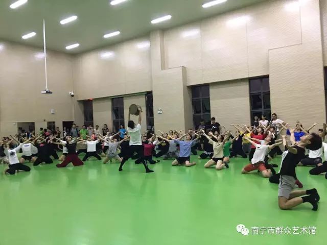 “绿城歌台”即将开幕，免费入场券等你来拿！