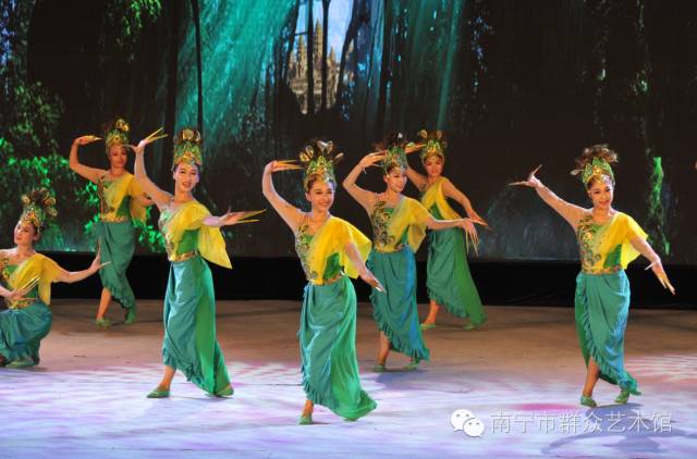 上一周民歌湖好戏连台