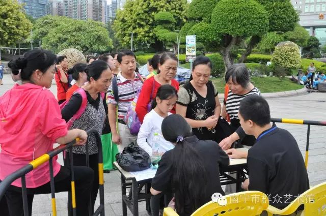 2016年第十三届南宁市社区文化艺术节拉开了帷幕