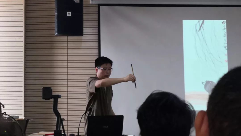 【笔酣墨饱抒胸臆 名家点评质可期】南宁市书法家协会中青年书法骨干培训班第二期集训在我馆举行