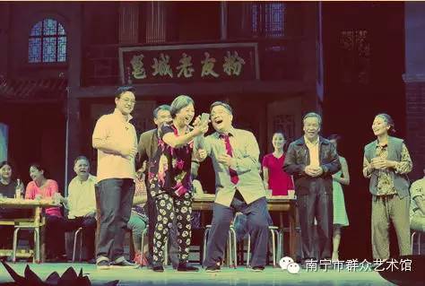 【南宁民歌湖周周演预告】话剧《水街》再袭民歌湖