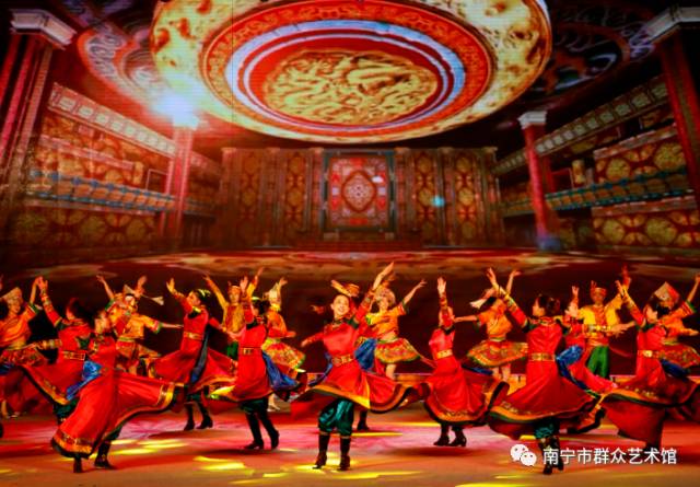 【民歌湖周周演】三地艺术家共同唱响《草原之夜》