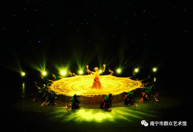 第五届全区基层群众文艺会演在南宁开幕