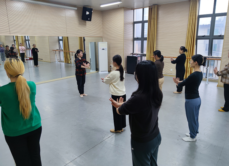 春暖花开，我们“艺”起逐梦！