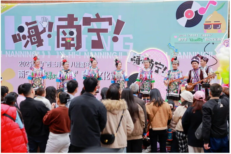 唱在南宁，玩在南宁，嗨在南宁！——“绿城歌台”奏响三月三民歌新韵